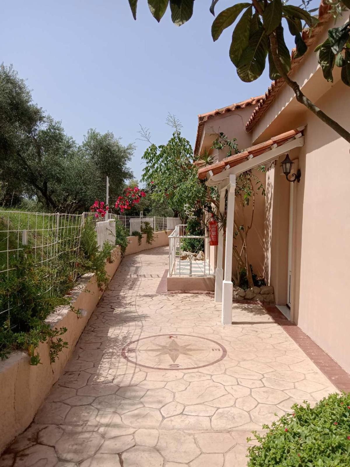 Vasiliki Apartments Tragaki Bagian luar foto