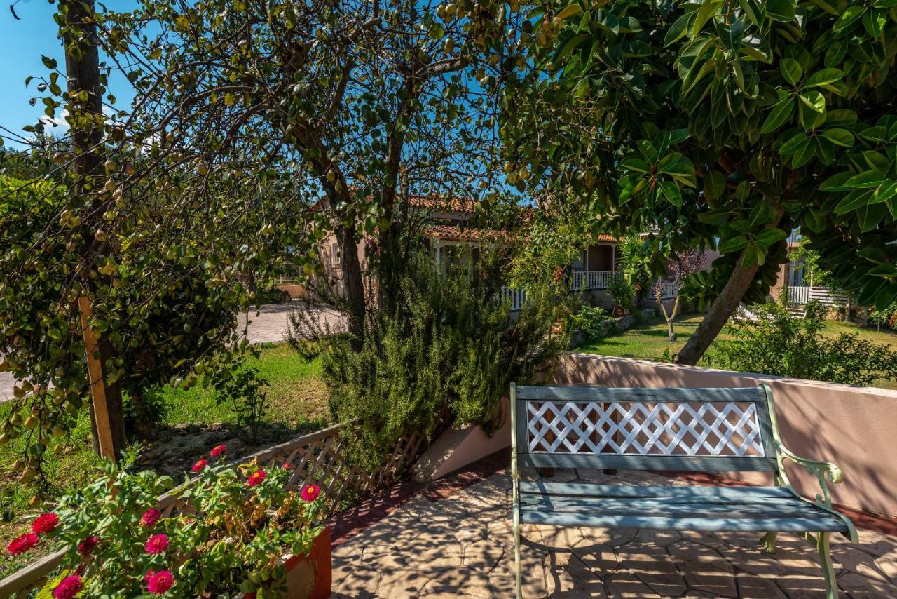 Vasiliki Apartments Tragaki Bagian luar foto